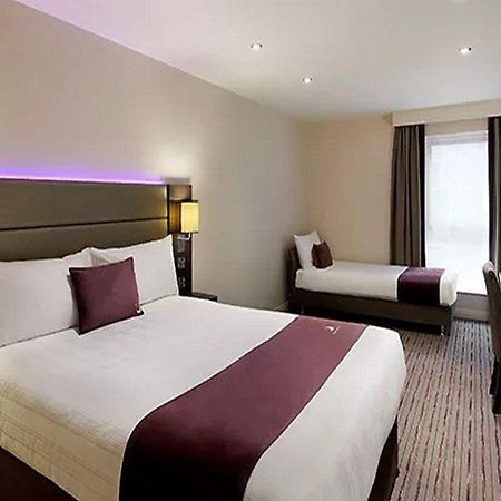 Premier Inn London Romford Eksteriør bilde