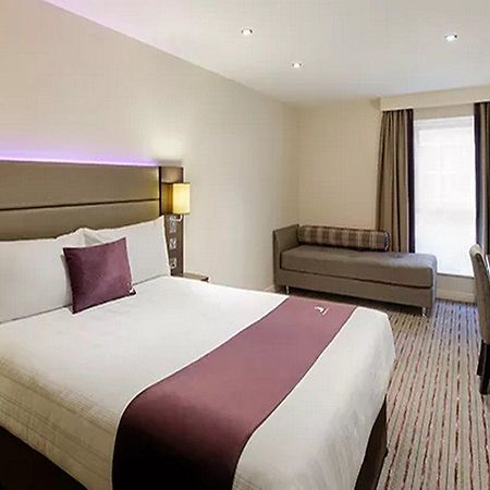 Premier Inn London Romford Eksteriør bilde