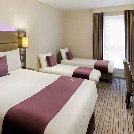 Premier Inn London Romford Eksteriør bilde
